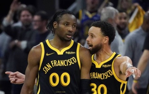 经纪人:库里格林巴特勒都想库明加留队 他们没矛盾