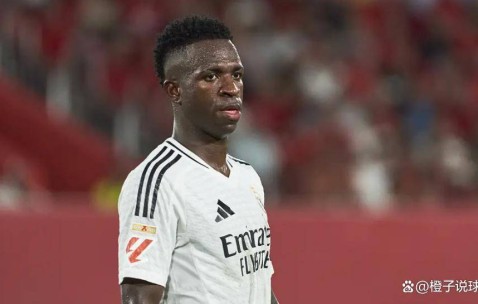 5战5球全胜！维尼修斯让利物浦颤抖，巴萨天才却被迫纳入梅西式保护