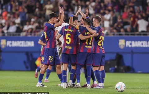 西甲-三人梅开二度莱万拉菲替补双响 巴萨6-0瓦伦西亚