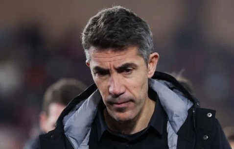 5-0，1-1！欧冠悲喜夜，7席悬空，本菲卡零封穆帅，闪耀哥破纪录晋级