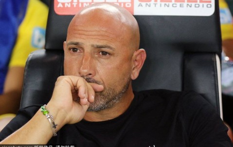 VAR技术的成功与挑战：国际足联裁判委员会主席科里纳的深度解析