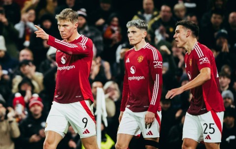 1夜反转！曼联忍痛放走7500万天才，那不勒斯闪电租借引爆3大悬念