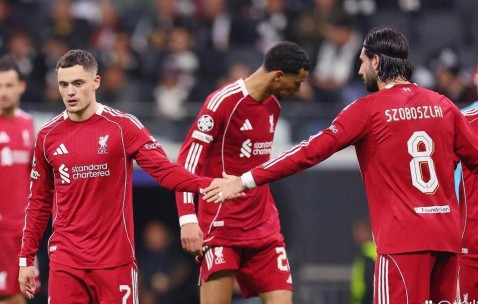 利物浦新星维尔茨亮相争议！萨拉赫射门踢空门失佳机